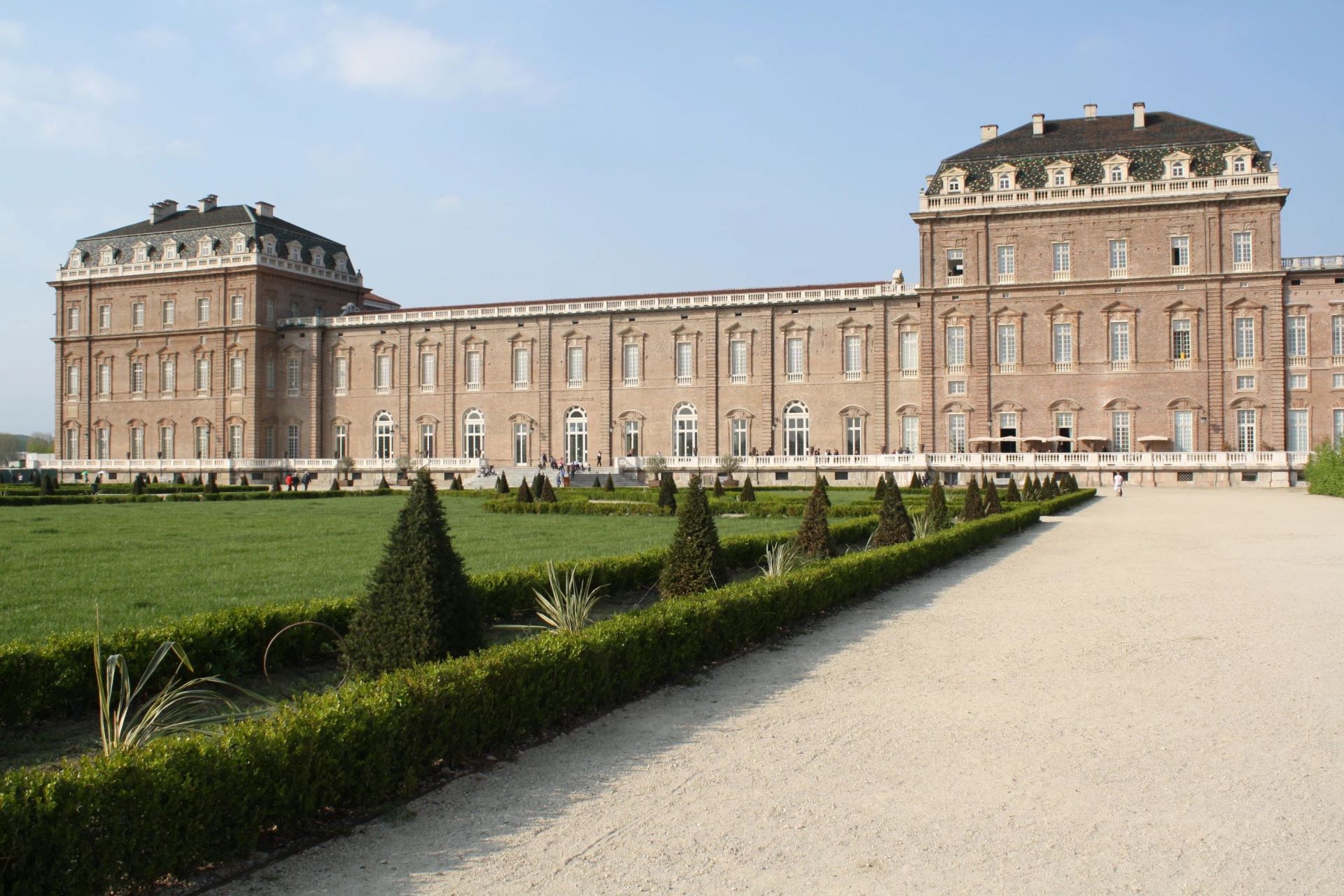 https://www.mit-tech.it/wp-content/uploads/2016/10/reggia_venaria_1.jpg